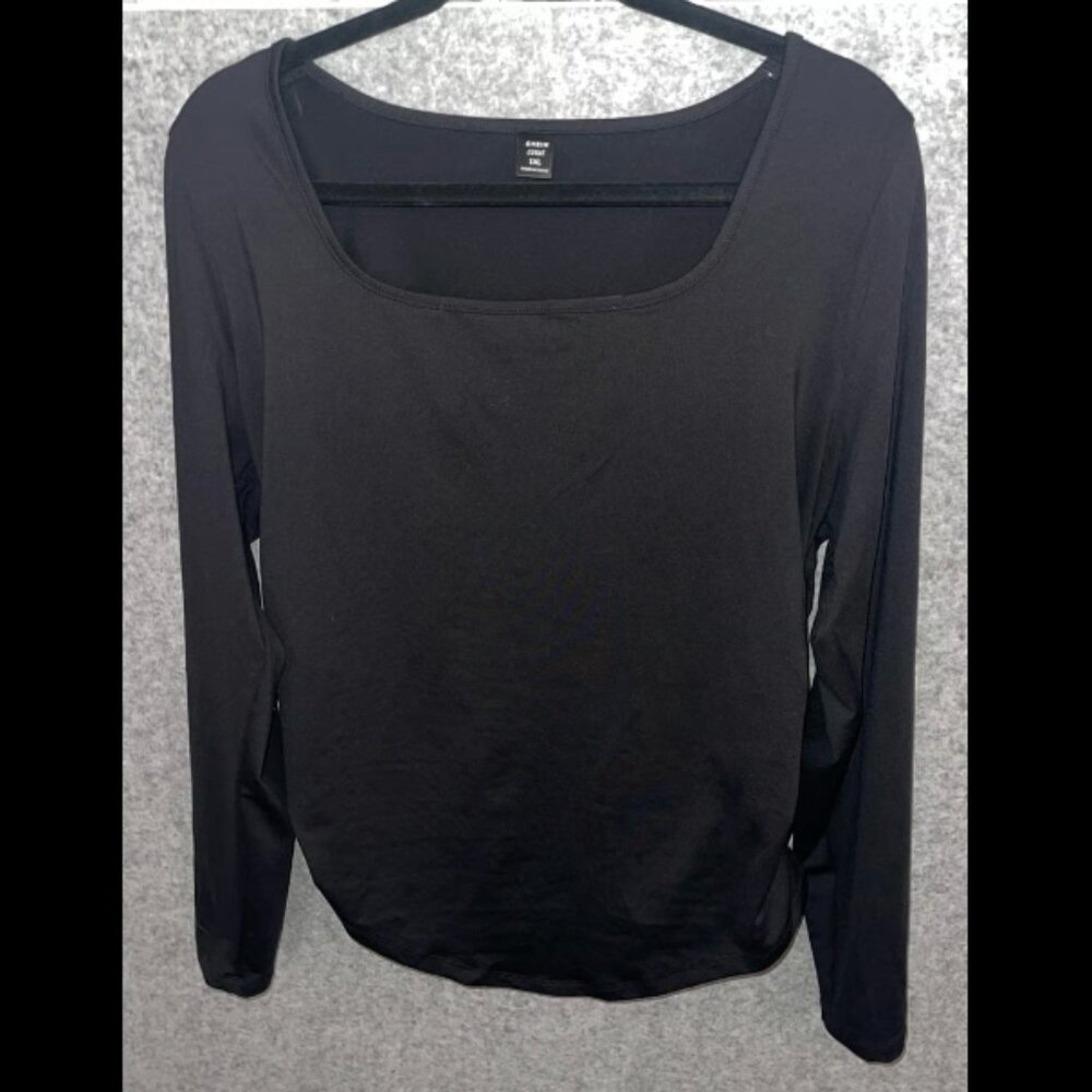 Black Long-sleeve Scrunch Top
